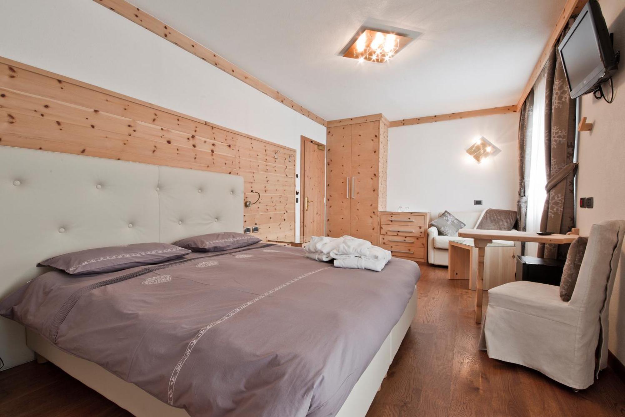 קאמפיטלו די פאסה Alpenhotel Panorama מראה חיצוני תמונה