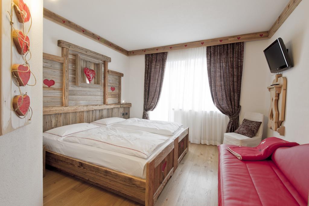 קאמפיטלו די פאסה Alpenhotel Panorama חדר תמונה