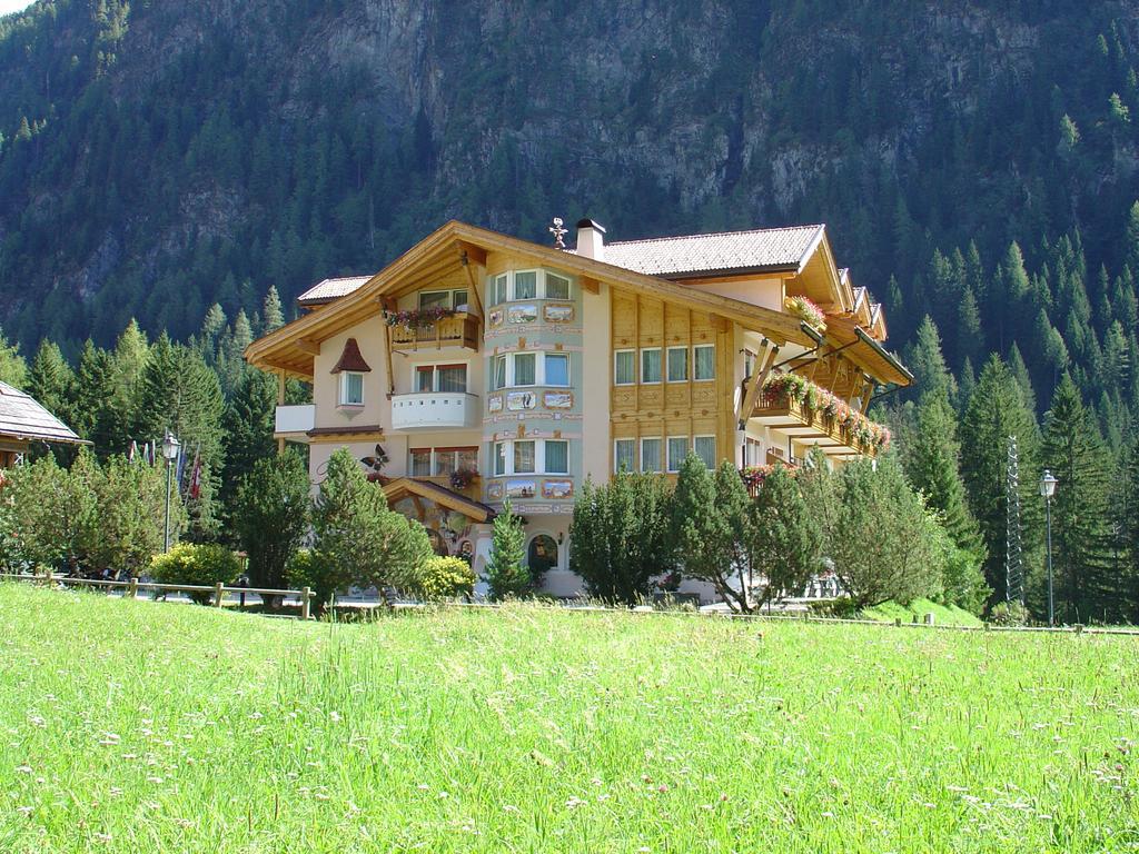 קאמפיטלו די פאסה Alpenhotel Panorama מראה חיצוני תמונה